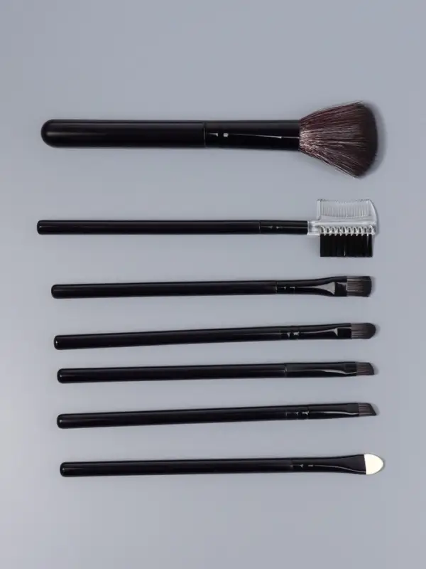 Набор кистей для макияжа SMOKY, 7 шт., чехол на завязках, чёрный