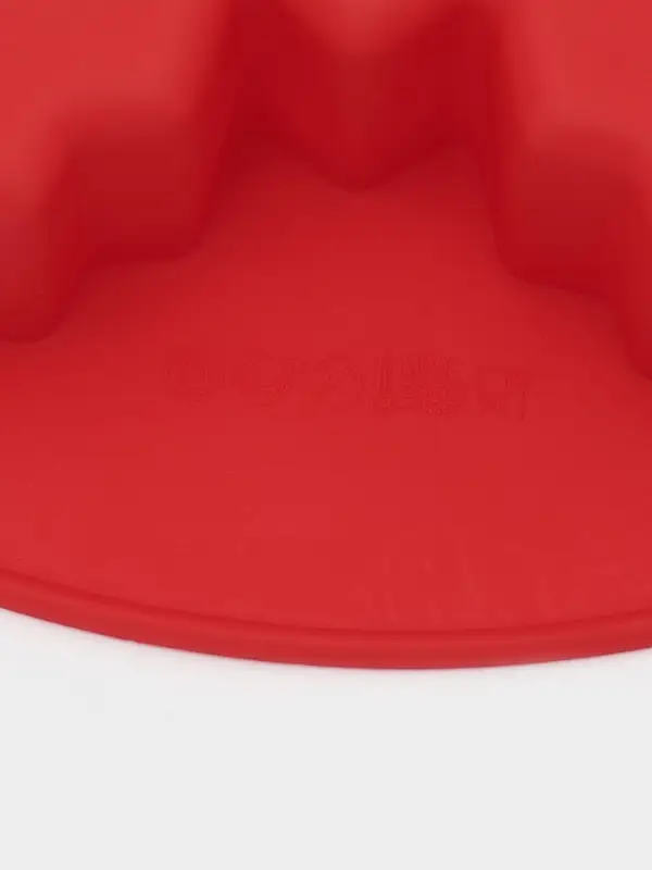 Форма для выпечки новогодняя Доляна &laquo;Снежинка&raquo;, силикон, 23&times;3.5 см, красная