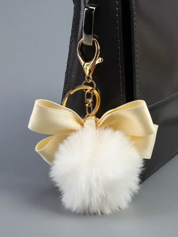 Пушистик на кольце "Бант с подвеской" белый 12х5х5 см