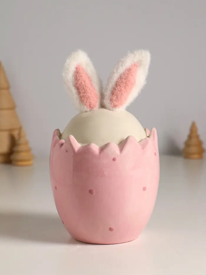 Сувенир керамика, текстиль "Зайчик в яйце" розовый 9х9х15,5 см Сувенир керамика, текстиль "Зайчик в яйце" розовый 9х9х15,5 см
