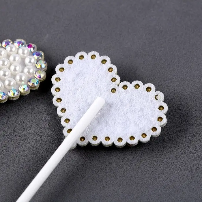 Топпер для торта «Блестящие сердечки», в наборе 3 шт. Топпер для торта «Блестящие сердечки», в наборе 3 шт.