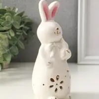 Сувенир керамика свет "Зайка с морковкой" белый 5х5,5х15,5 см