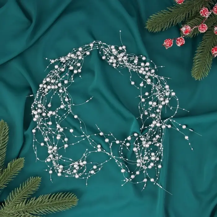 Бусы на ёлку 2 м d-5 мм Бусы на ёлку 2 м d-5 мм "Паутинка" серебро