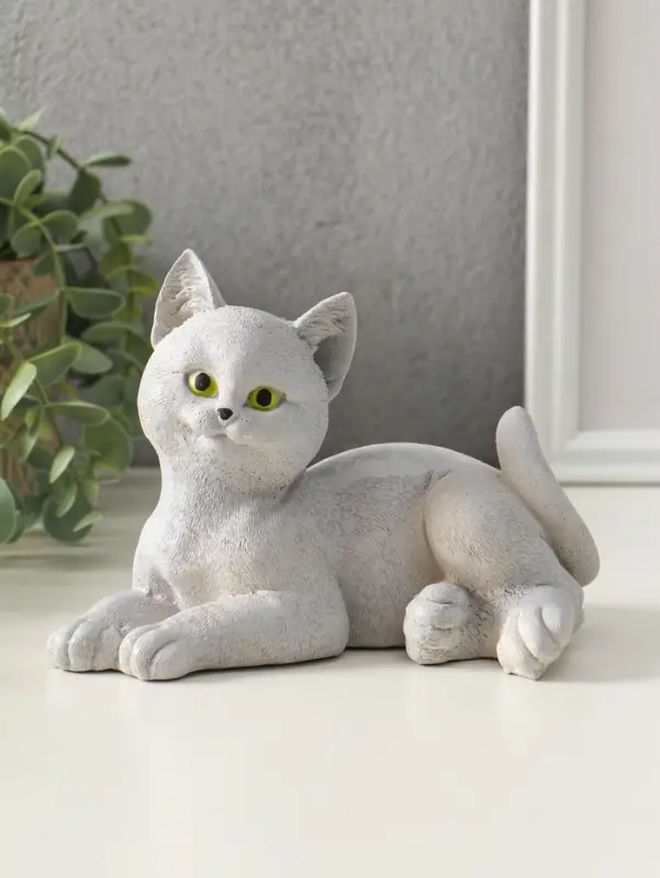 Статуэтка "Кошка лежит" 13х17х12 см, гипс, серый