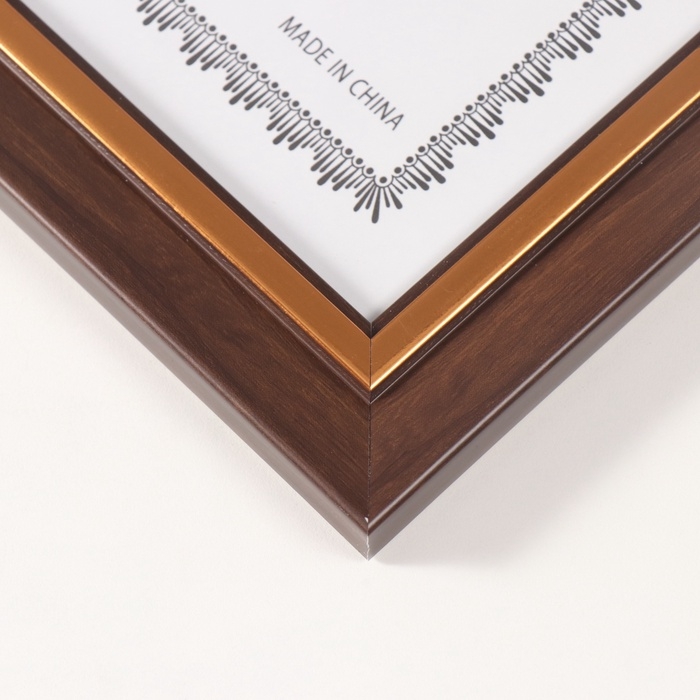 Фоторамка пластик формат А4 Фоторамка пластик формат А4 "Вайолетт" коричневая с золотой полосой 1,5х25,4х34 см