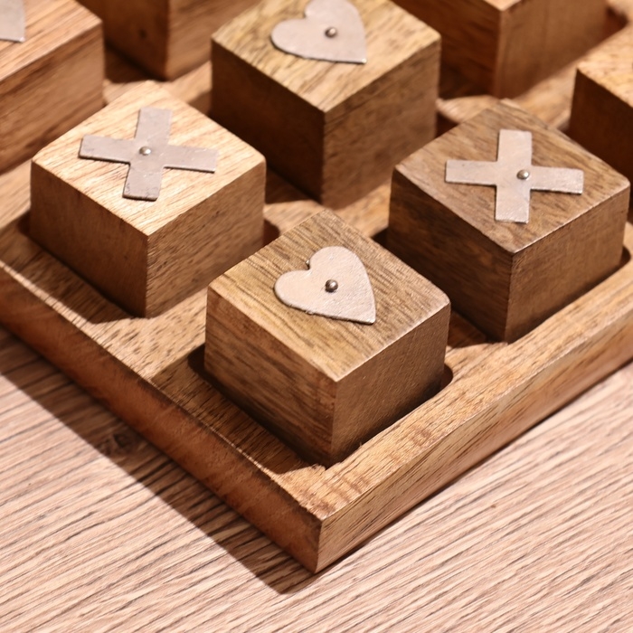 Игра настольная  Игра настольная "Крестики-нолики" 12х12х3 см, манговое дерево