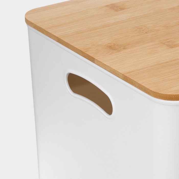 Контейнер для хранения с крышкой и ручками LaDо́m «Натурэль», 36×25×24,5 см, цвет белый Контейнер для хранения с крышкой и ручками LaDо́m «Натурэль», 36×25×24,5 см, цвет белый