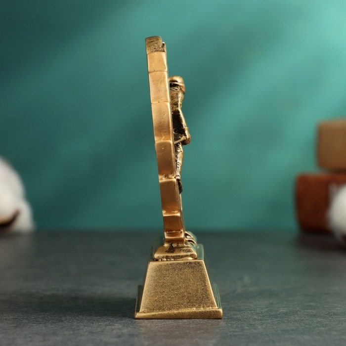 Стела  Стела "Лыжный спорт" 9х4х12см