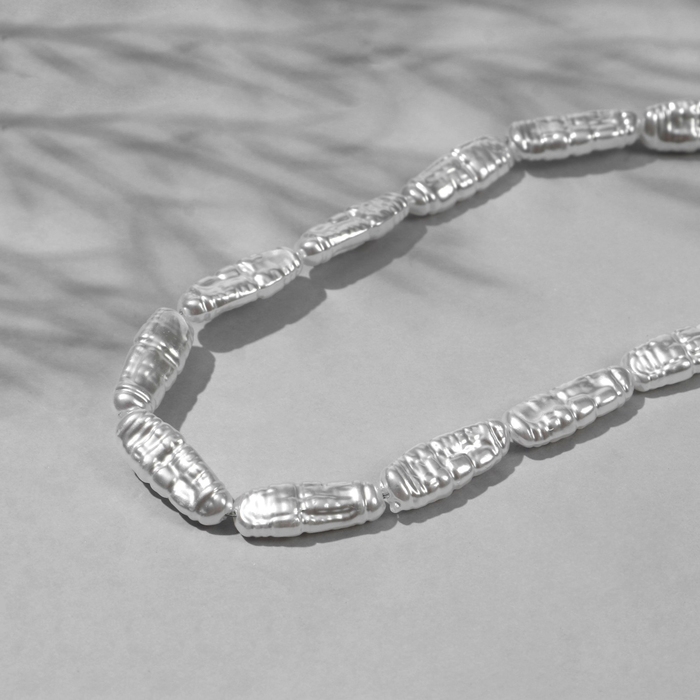 Бусины пластиковые на нити «Жемчуг» 1,8×0,8×0,4 см, (набор 90 шт.), цвет белый