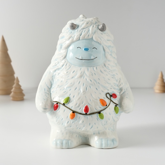 Копилка керамика  Копилка керамика "Снежный человек с гирляндой" 11,2х13х18 см