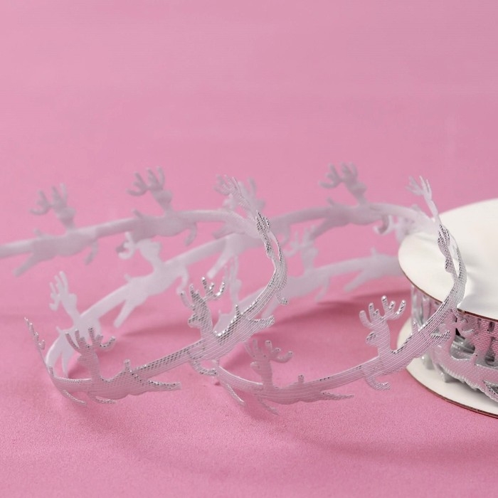 Новый год! Лента декоративная фигурная «Олени», 20 мм, 9 ± 0,5 м, цвет серебряный Новый год! Лента декоративная фигурная «Олени», 20 мм, 9 ± 0,5 м, цвет серебряный
