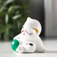 Фигурка керамика &laquo;Котик с мячом&raquo;, 5.5 см, белый, МИКС