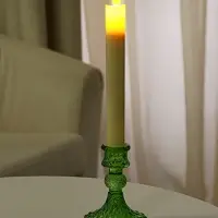 Стеклянный подсвечник на 1 свечу &laquo;Женева&raquo;, d=2.2 см, зелёный, 10.5&times;7.7&times;7.7 см