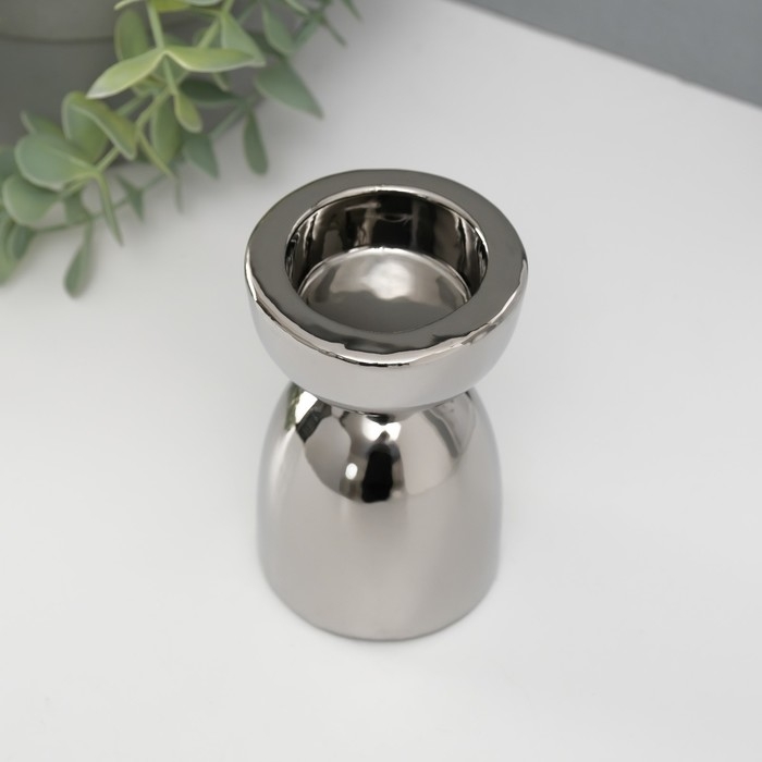 Подсвечник керамика на 1 свечу Подсвечник керамика на 1 свечу "Иллюзорность" d=4 см серебро 6,5х6,5х10 см