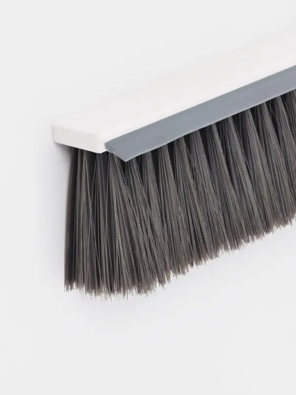 Набор для уборки: совок в комплекте с щёткой и встроенным водосгоном«Порядок», 34×24×9 см, МИКС Набор для уборки: совок в комплекте с щёткой и встроенным водосгоном«Порядок», 34×24×9 см, МИКС