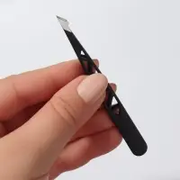 Пинцет &laquo;Геометрия&raquo;, скошенный, заострённый, 9.5 см, чёрный