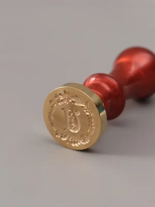 Печать для сургуча с пластиковой ручкой &laquo;Венок с буквой U&raquo;, 2.5&times;2.5&times;6.3 см