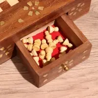 Шахматы дорожные, 20.5&times;20.5&times;7 см, дерево шишам