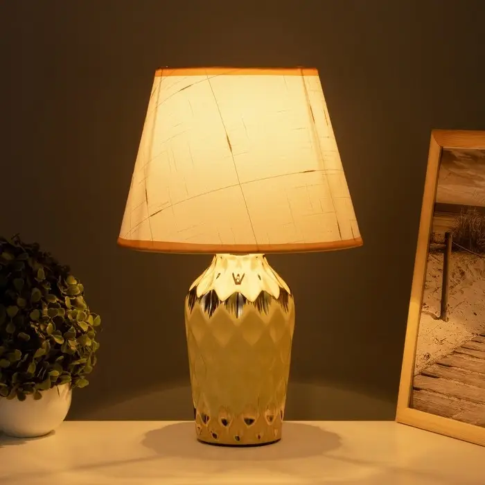Лампа настольная RISALUX &laquo;Наталия&raquo;, Е14, 40 Вт, бежево-золотистая, 24&times;24&times;40 см