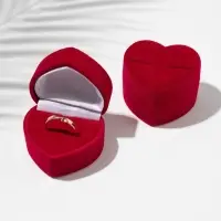 Футляр под серьги, кольцо &laquo;Сердце&raquo;, бархатный, 5.2&times;4.6 см, бордовый