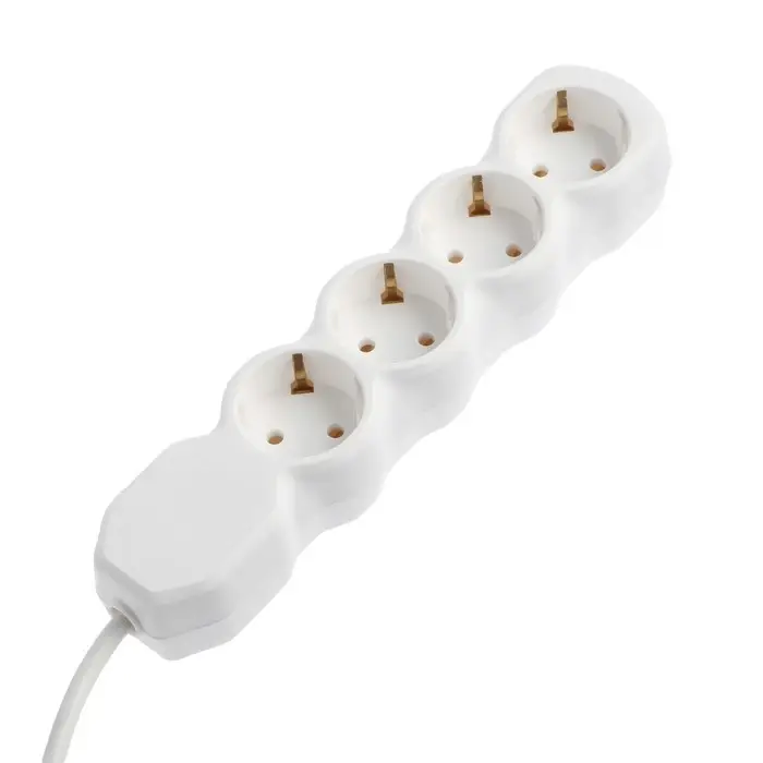 Удлинитель сетевой Luazon Lighting ECO, 4 розетки, 2.7 м, 16 А, 3500 Вт, заземление, белый