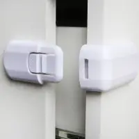 Блокиратор для выдвижных ящиков, белый, пластик, Крошка Я