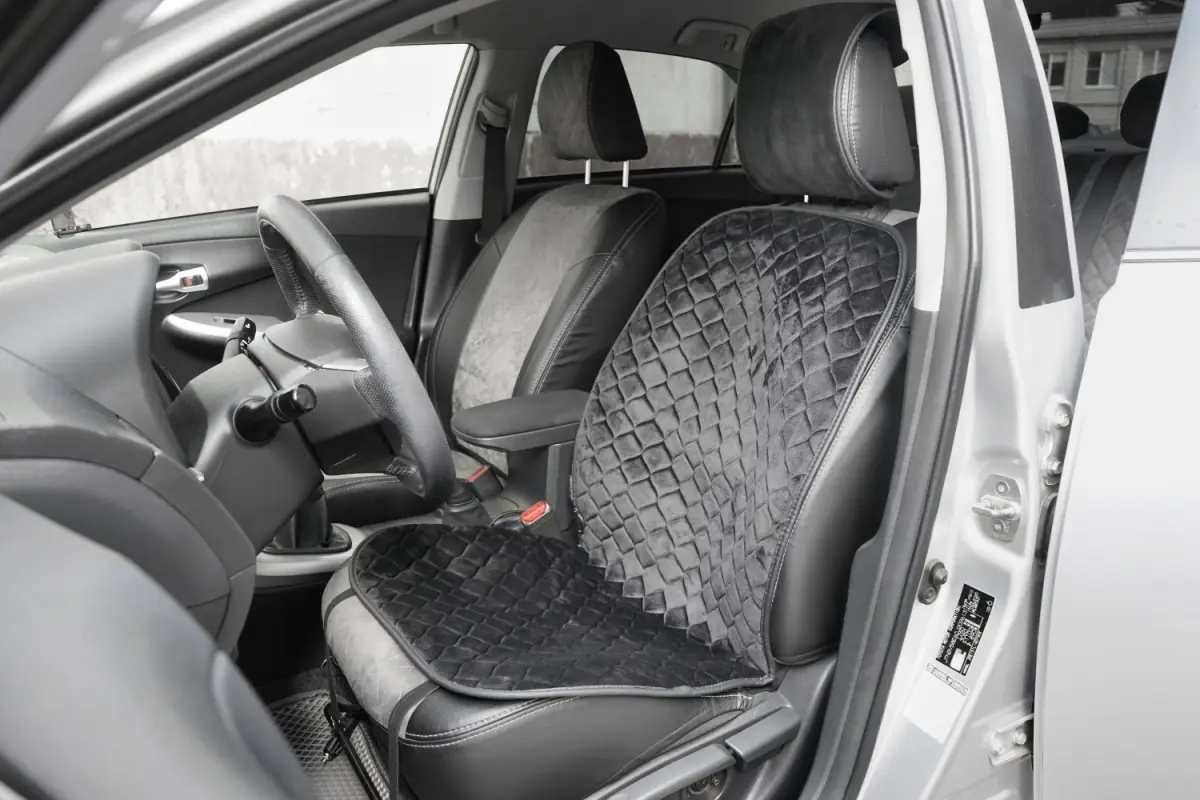 Накидка на сиденье с функцией подогрева AVS HC-190