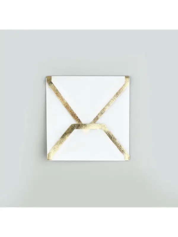 Открытка с конвертом &laquo;Подарок&raquo;, тиснение, 7&times;7 см