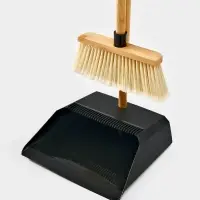 Щетка с совком "Meli Loft" бамбуковый держатель, цвет черный 26х24х96 см Щетка с совком "Meli Loft" бамбуковый держатель, цвет черный 26х24х96 см