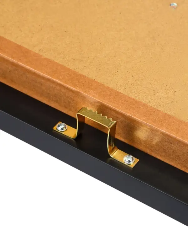 Сувенирное изделие - панно настенное в раме "Карта. Револьверы и 4 пули" 35х43х4,5 см