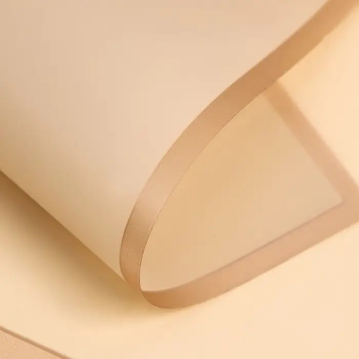 Пленка для цветов «Золотая полоса», кремовый, 58×58 см