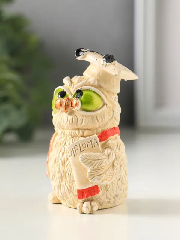 Фигурка гипс &laquo;Сова с дипломом&raquo;, слоновая кость, 8&times;5 см