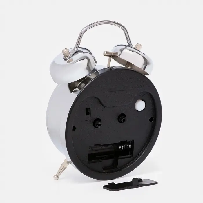 Будильник &laquo;Смайл&raquo;, циферблат d=11.5 см, с подсветкой, от батареек 1хАА, хром