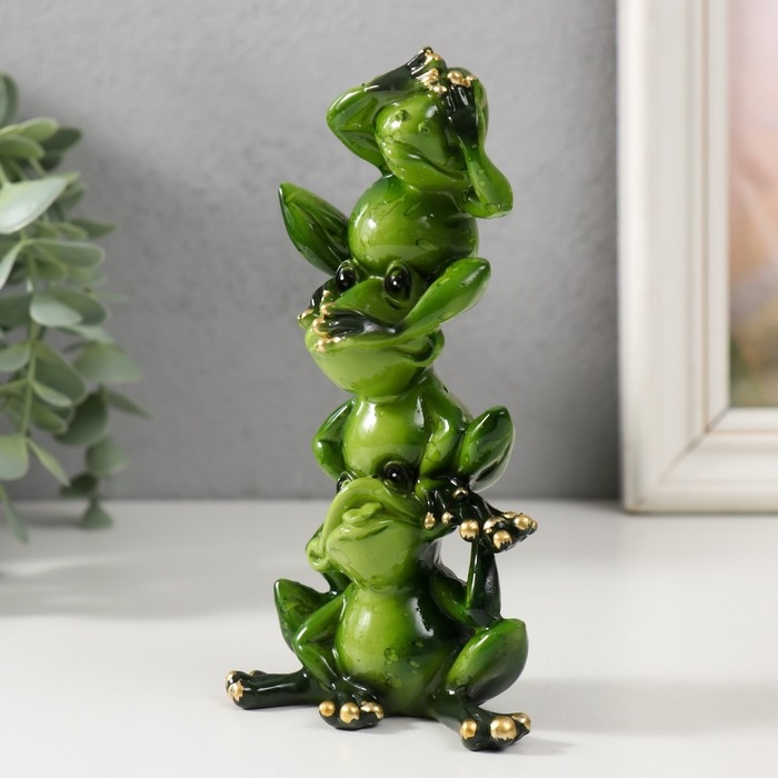 Сувенир полистоун лак Сувенир полистоун лак "Пирамидка из лягушек" 14х7,5х5 см