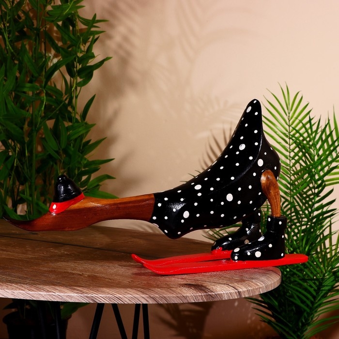 Сувенир «Утка-лыжник в чёрном», 33 см, дерево