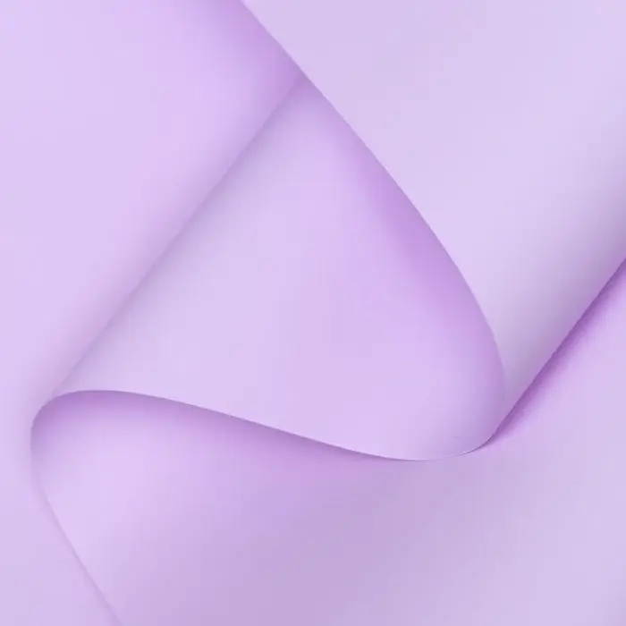 Пленка для цветов тонированная, матовая, светло-сиреневый, 0,5 х 10 м, 70 мкм Пленка для цветов тонированная, матовая, светло-сиреневый, 0,5 х 10 м, 70 мкм