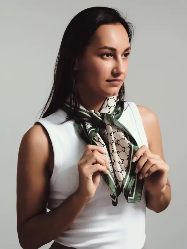 Платок женский MINAKU 70*70 см, зеленый