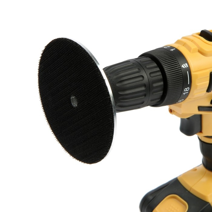 Насадка с липучкой для дрели и УШМ ТУНДРА, тонкий алюминиевый диск, М14, с адаптером, 100 мм Насадка с липучкой для дрели и УШМ ТУНДРА, тонкий алюминиевый диск, М14, с адаптером, 100 мм