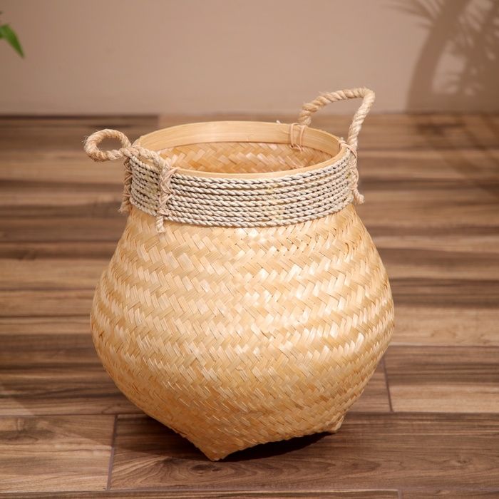 Корзина плетёная, из бамбука 40х40х40 см Корзина плетёная, из бамбука 40х40х40 см