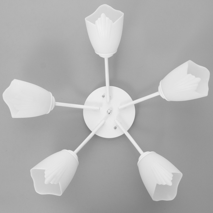 Люстра Оникс 5х15Вт E27 белый 52х52х15см BayerLux Люстра Оникс 5х15Вт E27 белый 52х52х15см BayerLux