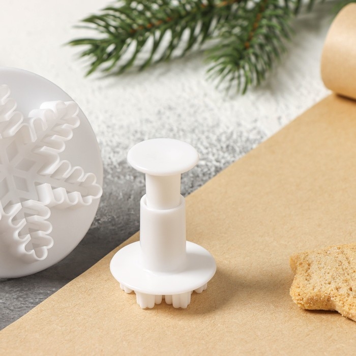Набор плунжеров кондитерских новогодний Доляна «Снег», 3 шт: d=6, d=5, d=4 см, цвет белый Набор плунжеров кондитерских новогодний Доляна «Снег», 3 шт: d=6, d=5, d=4 см, цвет белый