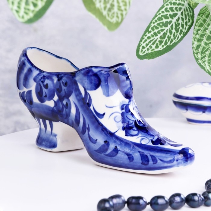 Сувенир «Туфля», 17х7 см, гжель Сувенир «Туфля», 17х7 см, гжель
