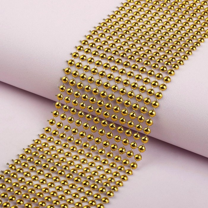 Лента с имитацией выпуклых страз, 5,75 см, 9 ± 1 м, цвет золотой Лента с имитацией выпуклых страз, 5,75 см, 9 ± 1 м, цвет золотой