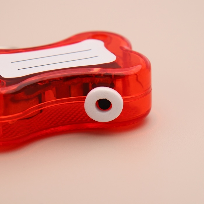 Маячок-адресник Косточка с наклейкой под записку 3 режима свечения красный Маячок-адресник Косточка с наклейкой под записку 3 режима свечения красный