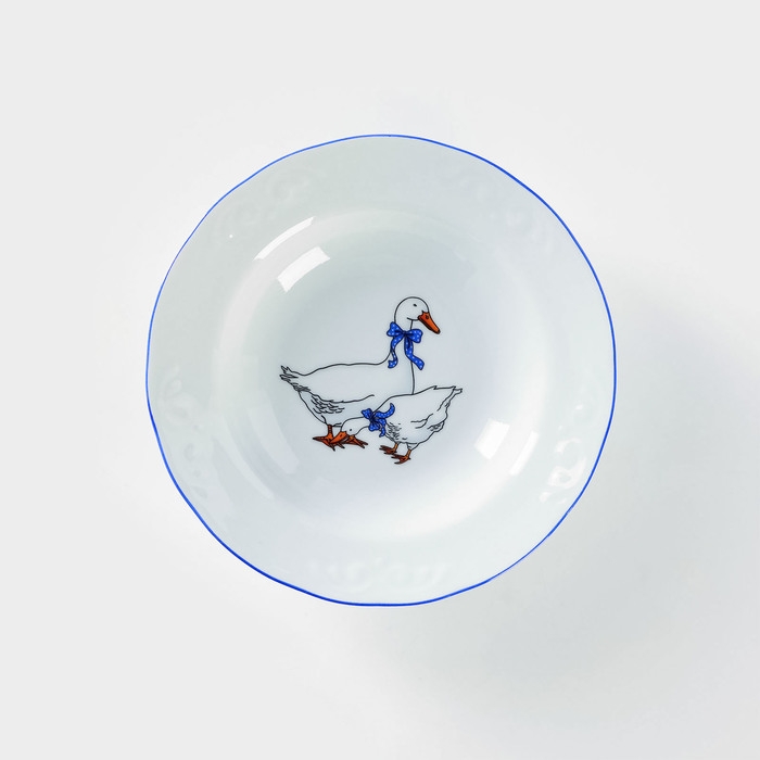 Тарелка фарфоровая глубокая «Гуси», 250 мл, d=20 см, деколь МИКС Тарелка фарфоровая глубокая «Гуси», 250 мл, d=20 см, деколь МИКС