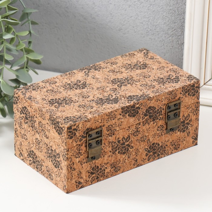 Шкатулка дерево кожзам под пробку Шкатулка дерево кожзам под пробку "Цветочный фон" 18х10х8 см