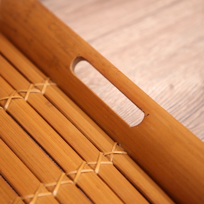 Поднос из бамбука 40х30х5 см Поднос из бамбука 40х30х5 см