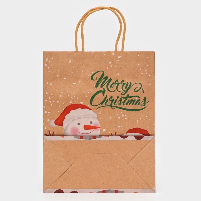 Новый год. Пакет бумажный подарочный новогодний крафт Новый год. Пакет бумажный подарочный новогодний крафт "Снеговик", 27 х 21 х 11 см.