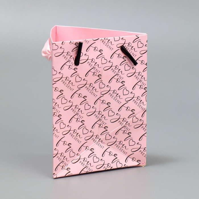 Пакет подарочный для цветов треугольный, упаковка «Подарок» 12 х 8 х 9.5 см Пакет подарочный для цветов треугольный, упаковка «Подарок» 12 х 8 х 9.5 см