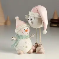 Фигурка полистоун &laquo;Снеговичок с птичкой на высоких ножках&raquo;, 11&times;7.5&times;13 см